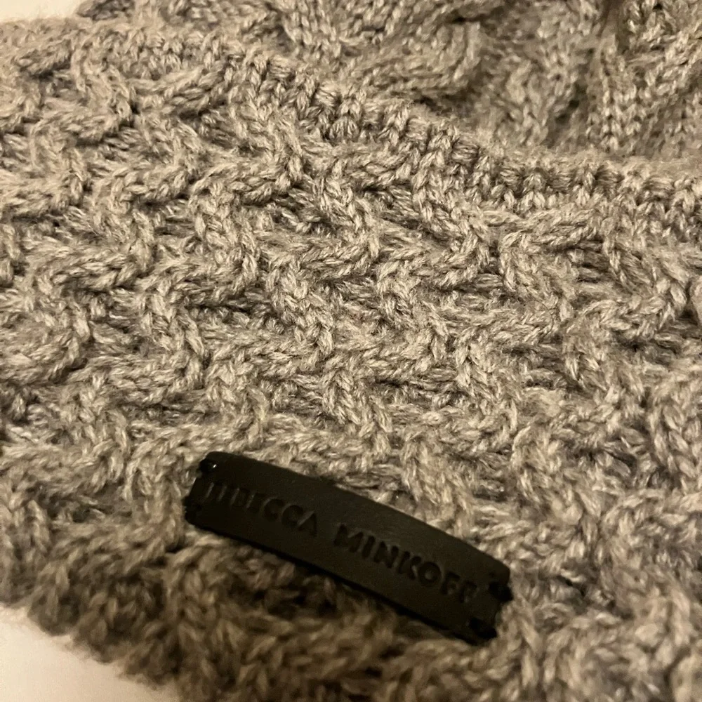 New RM Ribbed Knit hat - Picture 3 of 7